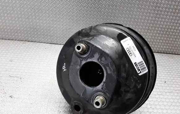 Audi A8 S8 D2 4D Brake booster 4D0612105