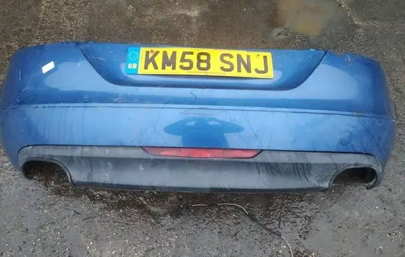 Mitsubishi Lancer X Rear bumper melynas