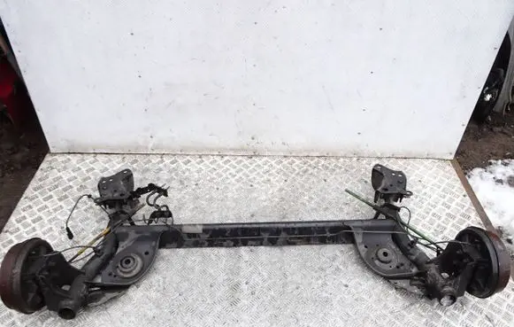 Renault Clio IV Rear axle beam 