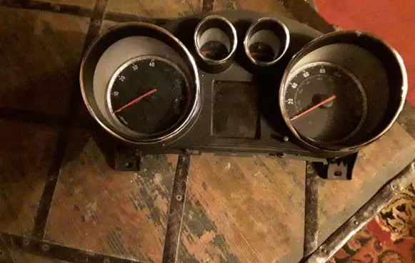 Opel Insignia A Speedometer (instrument cluster) 365903926