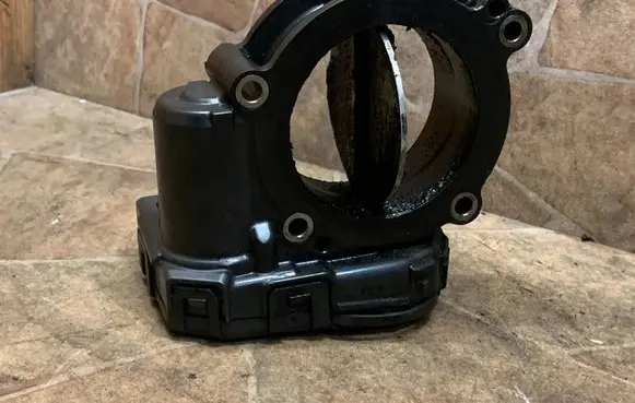 Mercedes-Benz C W204 Throttle valve A6510900470