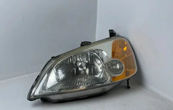 Honda Civic Headlight/headlamp P0882
