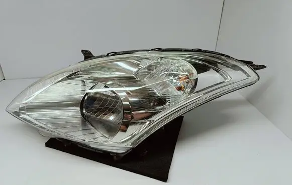 Suzuki Swift II Headlight/headlamp P9121 L2010 P8798L