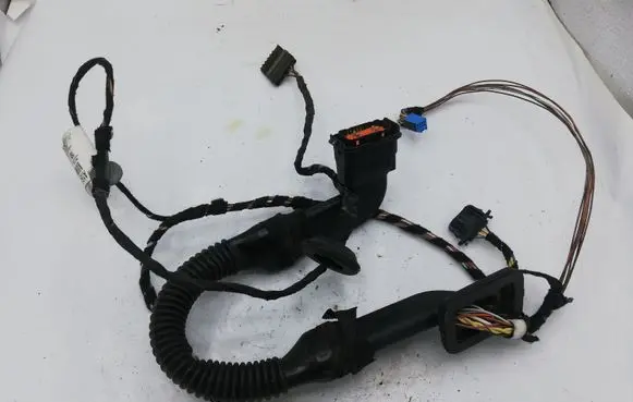 Mercedes-Benz ML W164 Rear door wiring loom A1644407110