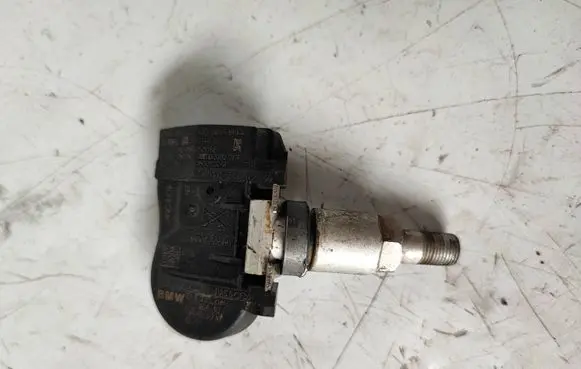 BMW 5 F10 F11 Tire pressure sensor 6855539