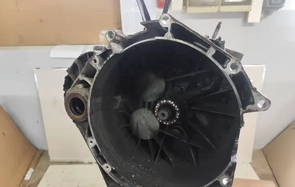 Ford Transit Manual 6 speed gearbox CC1R7002AD 141901 240113141