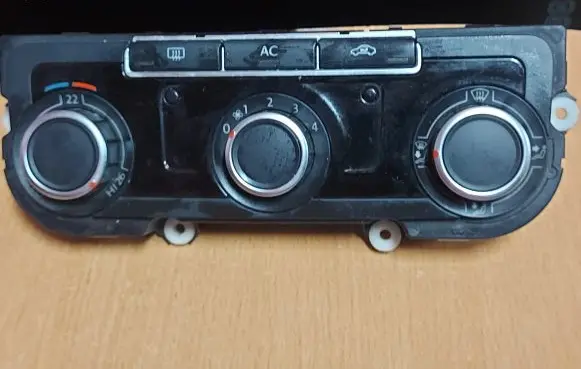 Volkswagen Tiguan Climate control unit 3C8907336AB