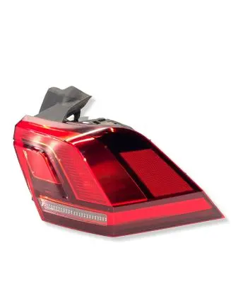 Volkswagen Tiguan Rear/tail lights 5NA945096D