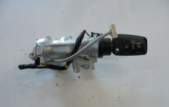 Skoda Octavia Mk3 (5E) Ignition lock 5Q0905865