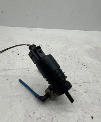 Mercedes-Benz B W245 Windscreen/windshield washer pump