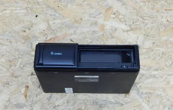 Volkswagen Multivan T5 CD/DVD changer CXCV1820LHC 3058574