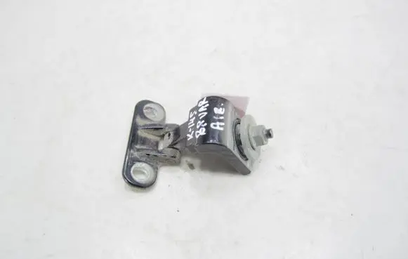 Volkswagen PASSAT B8 Tailgate/trunk/boot hinge 8V3827299B