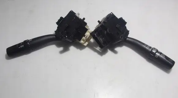 Toyota Corolla Verso E121 Light switch