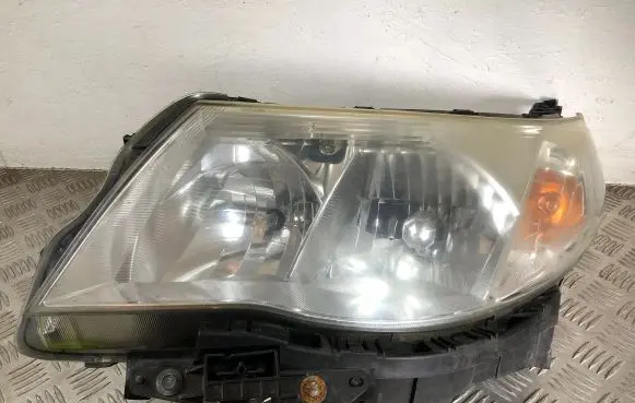 Subaru Forester SH Headlight/headlamp 9330860