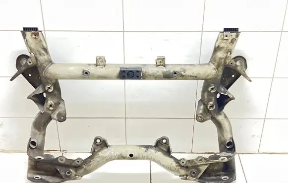 Mercedes-Benz E W212 Front subframe