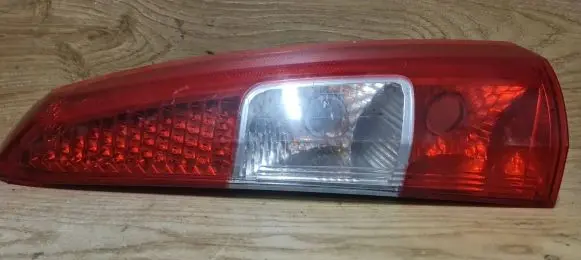 Volvo V70 Rear/tail lights