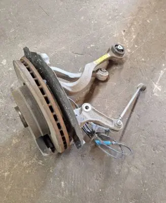 BMW 5 E60 E61 Front wheel hub spindle knuckle 6760953
