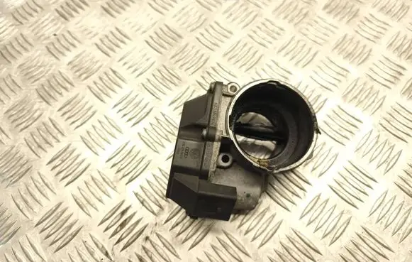 Audi A3 S3 8P Throttle valve 03G128063A 0507070542 V340