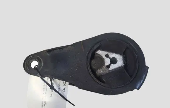 Peugeot 3008 I Engine mount bracket 9681648680