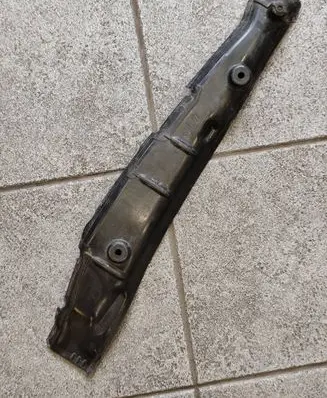Audi A5 Fender end trim 8W6821111