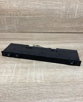 BMW 5 E39 Seat heating switch 8373712 037420227