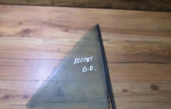 Ford Escort Rear vent window glass 