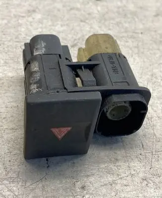 Ford Focus Hazard light switch