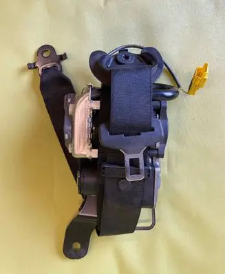 BMW X5 F15 Front seatbelt 628641500 010R100