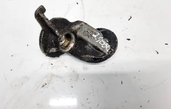 Ford Explorer Oil filter mounting bracket 