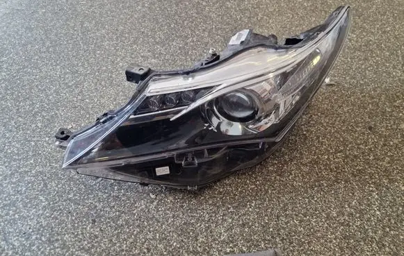 Headlight/headlamp