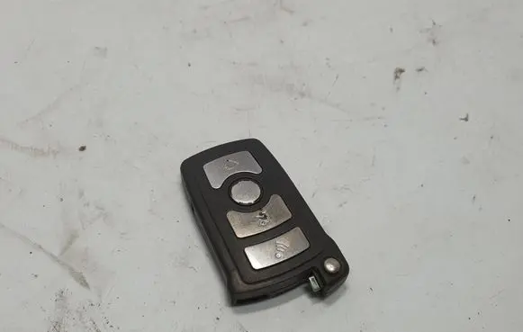 BMW 7 E65 E66 Ignition key/card 4444444 01104444444