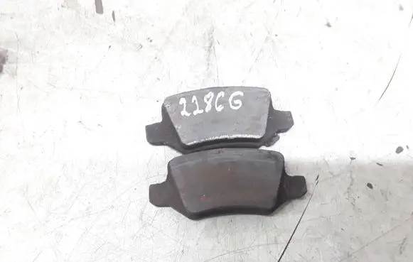 Mercedes-Benz Vaneo W414 Brake pads (rear) 