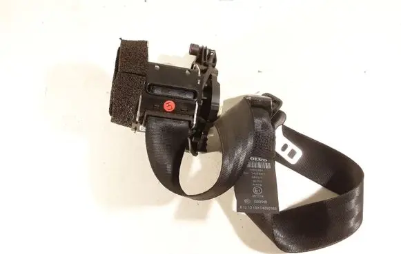 Volvo S60 Rear seatbelt 39800454