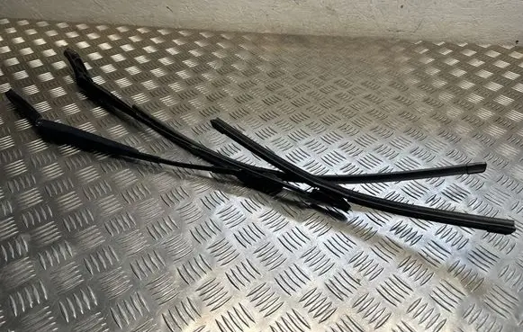 Volkswagen Golf VII Front wiper blade arm 5G1955410