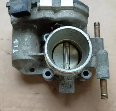 Opel Tigra B Throttle valve