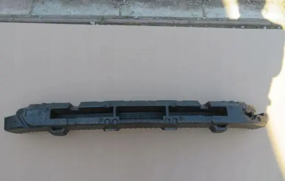 Front bumper foam support bar