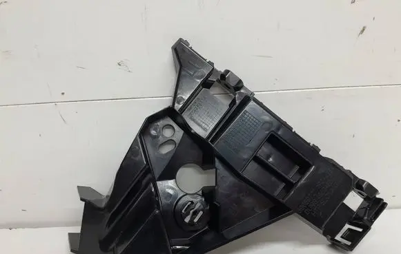Opel Cascada Front bumper mounting bracket 39059727