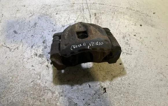 Toyota Corolla Verso AR10 Front brake caliper