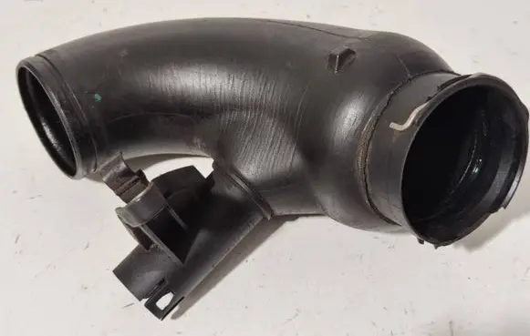 BMW 5 E60 E61 Air intake duct part 7803843 446322602 58300015