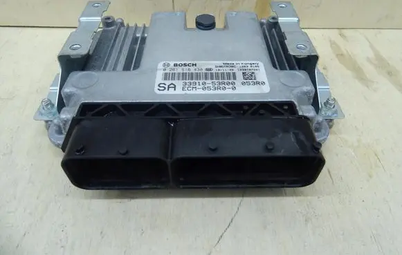 Suzuki Swift II Engine control unit/module ECU