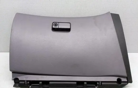 Nissan Primera Glove box set 68510AV610