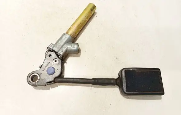 Peugeot 406 Front seatbelt buckle