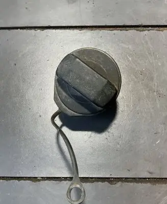Volkswagen Transporter - Caravelle T5 Fuel tank filler cap 1J0201553AD
