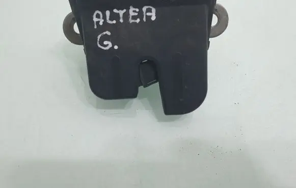 Seat Altea XL Loading door lock 