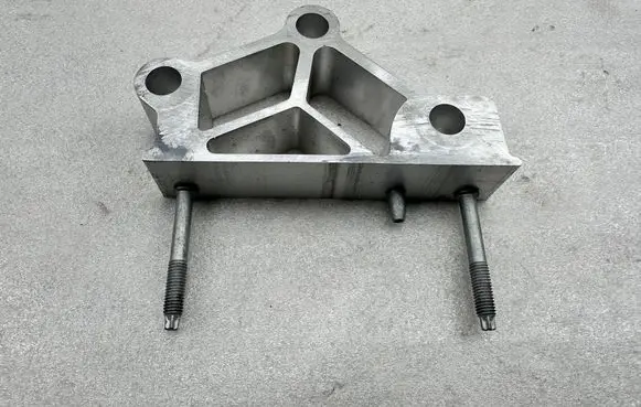 Audi A8 S8 D4 4H Engine mounting bracket 4H0857021A 4H0857021