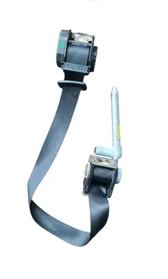 Rear seatbelt