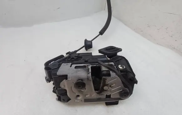 Audi A1 Rear door lock 5TA839016Q A046465 STV07