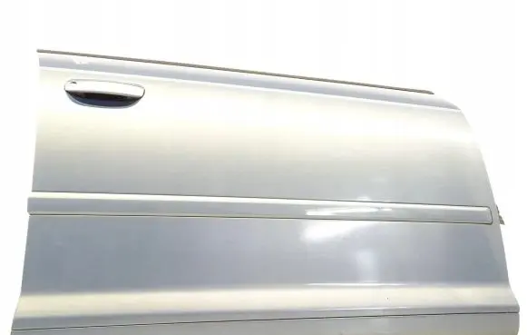 Audi A3 S3 8P Front door