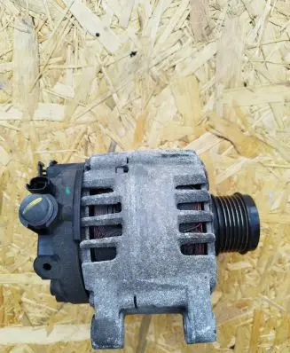 Opel Grandland X Generator/alternator 9810527180