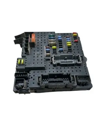 Volvo V70 Fuse module 30728512 06W126